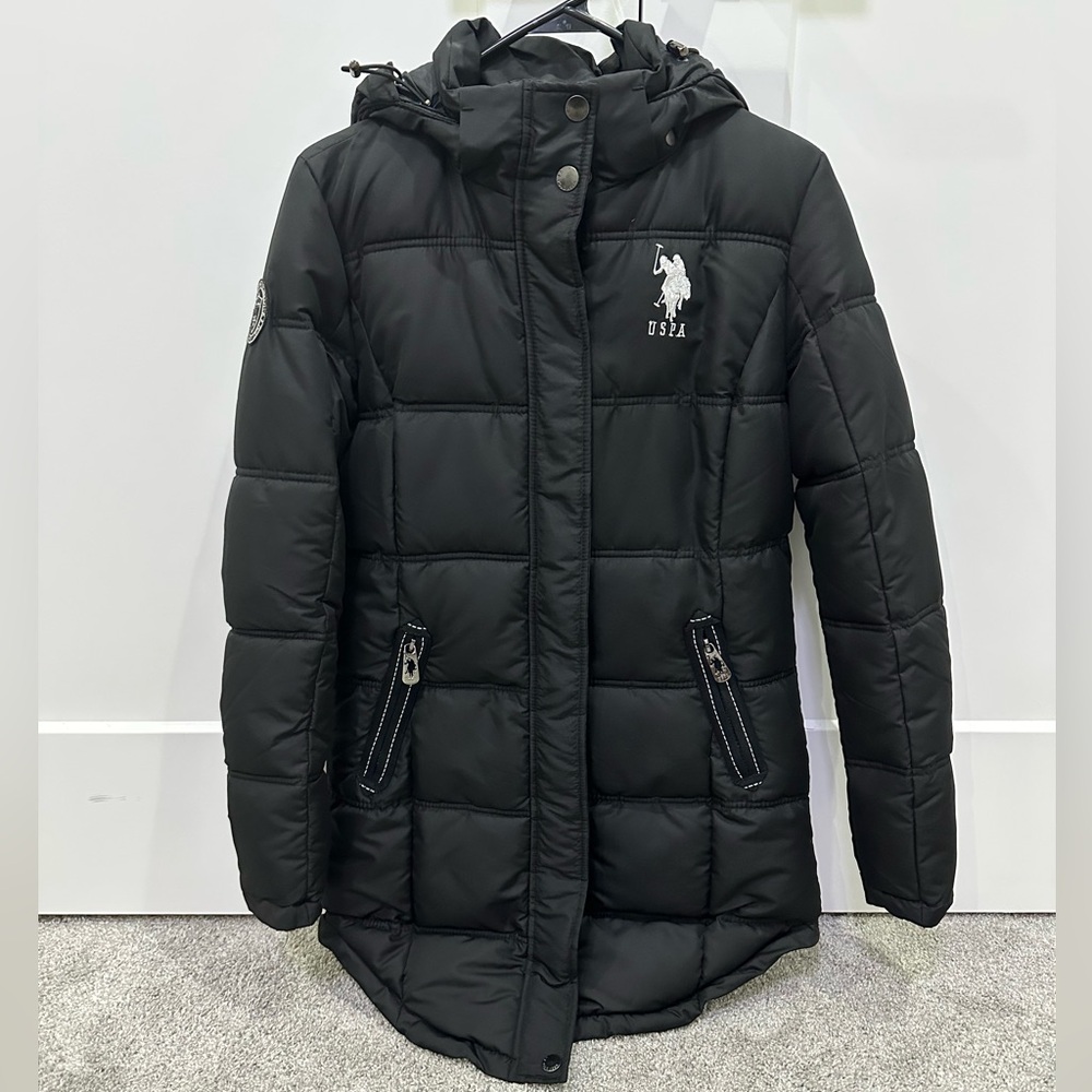 U.S. Polo Mid Puffer Coat in Size Medium